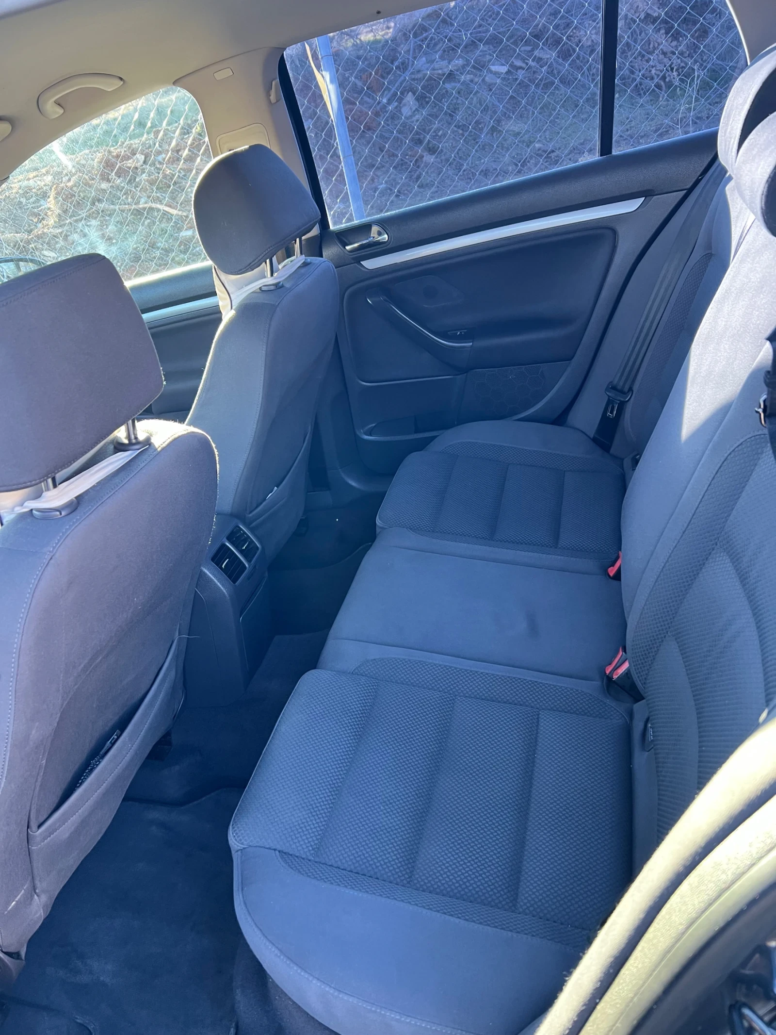 VW Golf, снимка 11 - Автомобили и джипове - 56217599