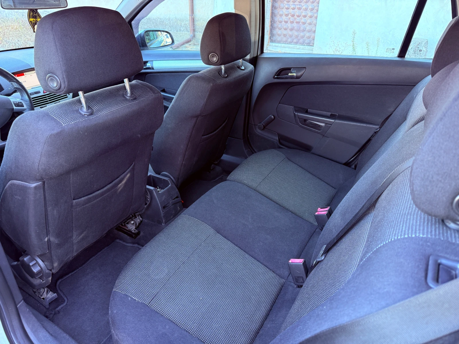 Opel Astra Astra H, снимка 11 - Автомобили и джипове - 56324316