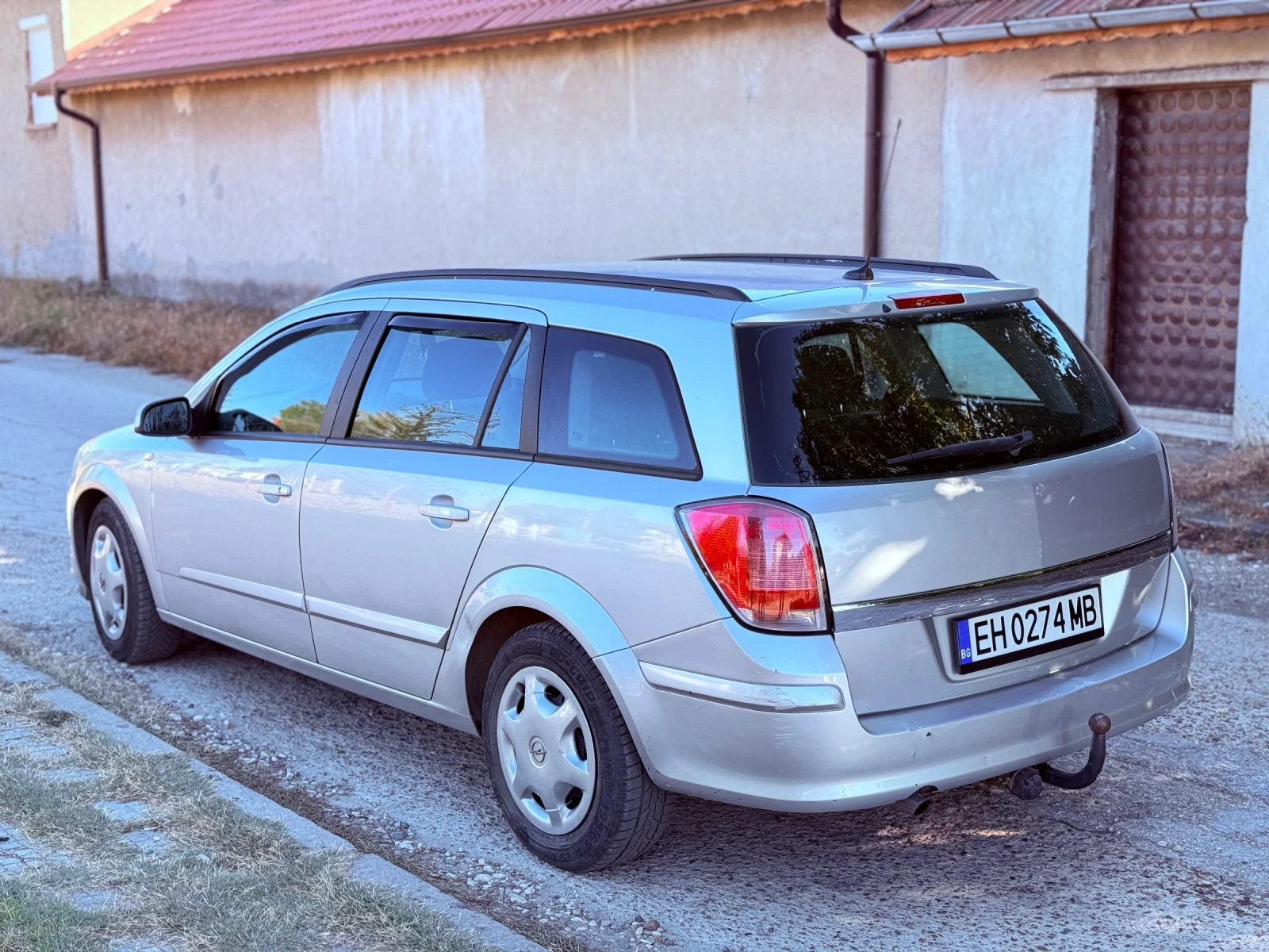Opel Astra Astra H, снимка 3 - Автомобили и джипове - 56324316