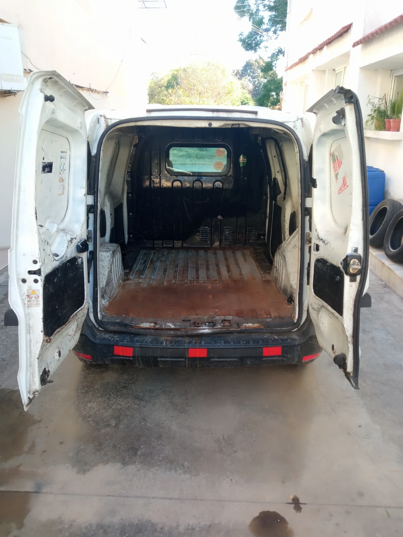 Dacia Dokker 1.6 газ, снимка 6 - Автомобили и джипове - 56360134