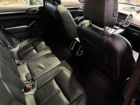 Porsche Cayenne 3.6 AWD* PANORAMA* ПОДГРЕВ* КАМЕРА* КРАЙНА ЦЕНА* , снимка 12