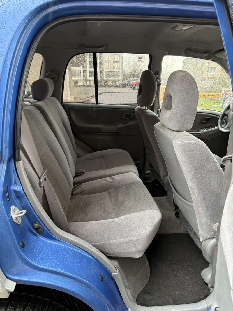 Suzuki Grand vitara 2.5 V6, снимка 10 - Автомобили и джипове - 53060875