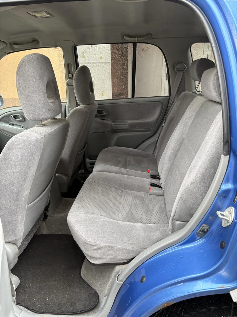 Suzuki Grand vitara 2.5 V6, снимка 11 - Автомобили и джипове - 53060875