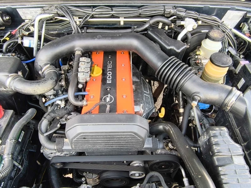 Opel Frontera B 2.2i, снимка 2 - Автомобили и джипове - 53493029