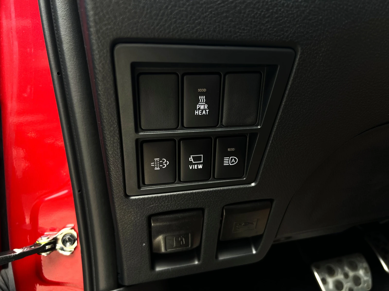 Toyota Hilux GR SPORT II * 2025* 2.8 DOUBLE CAB  - изображение 7