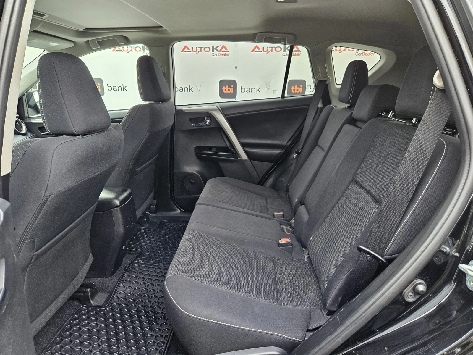 Toyota Rav4 2.5i-178кс= АВТОМАТ= 4Х4= ДИСТРОНИК= КАМЕРА  - изображение 9