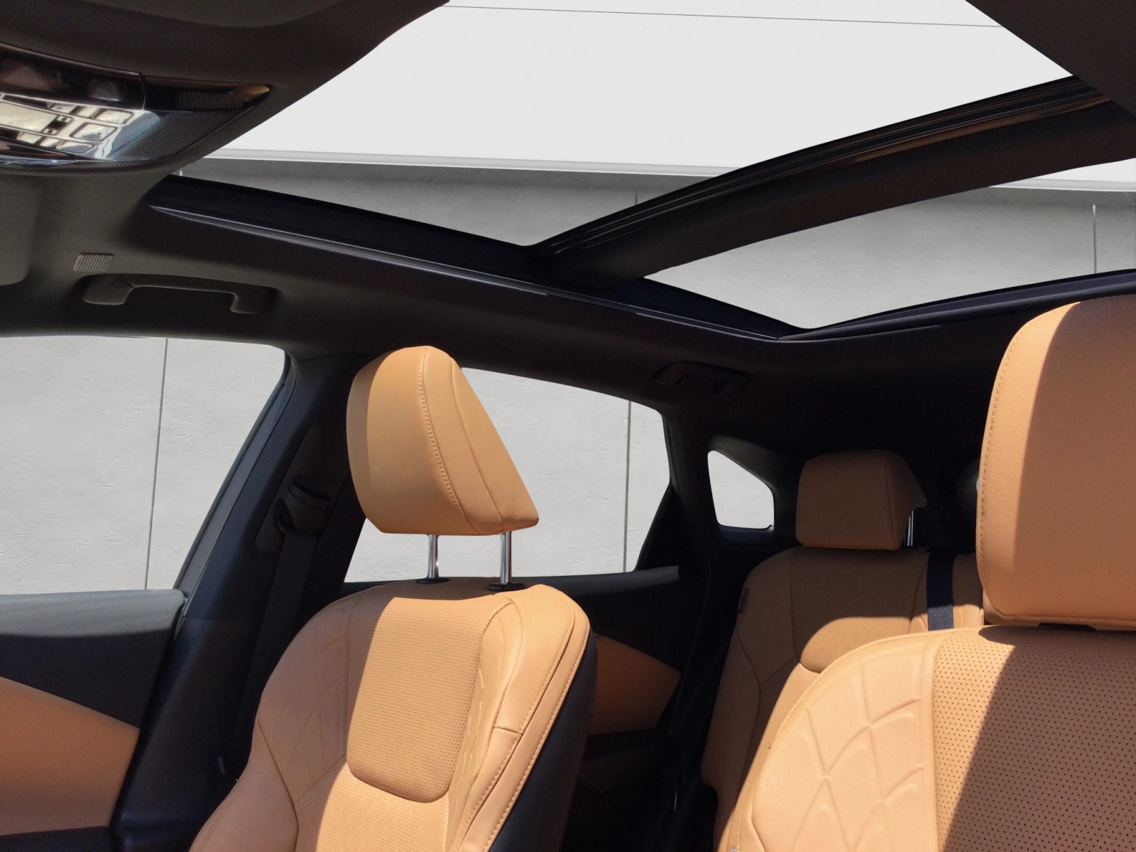 Lexus RX 450h plus EXECUTIVE/292HP/ИЗБОР ЦВЯТ/ВСИЧКИ ЕКСТРИ/PANO/158h, снимка 13 - Автомобили и джипове - 53772717