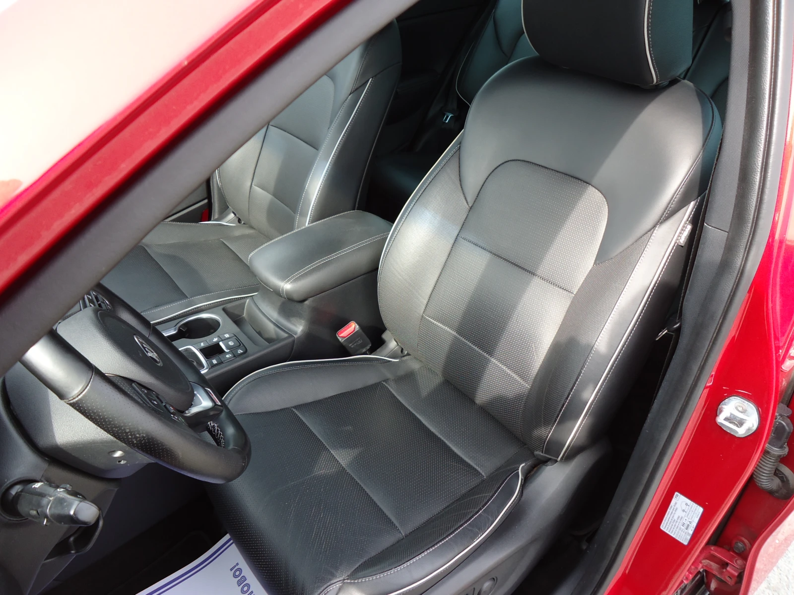 Kia Sportage GT Line 1.7 GRDI Автоматик, Камера, Навигация , снимка 13 - Автомобили и джипове - 53923359