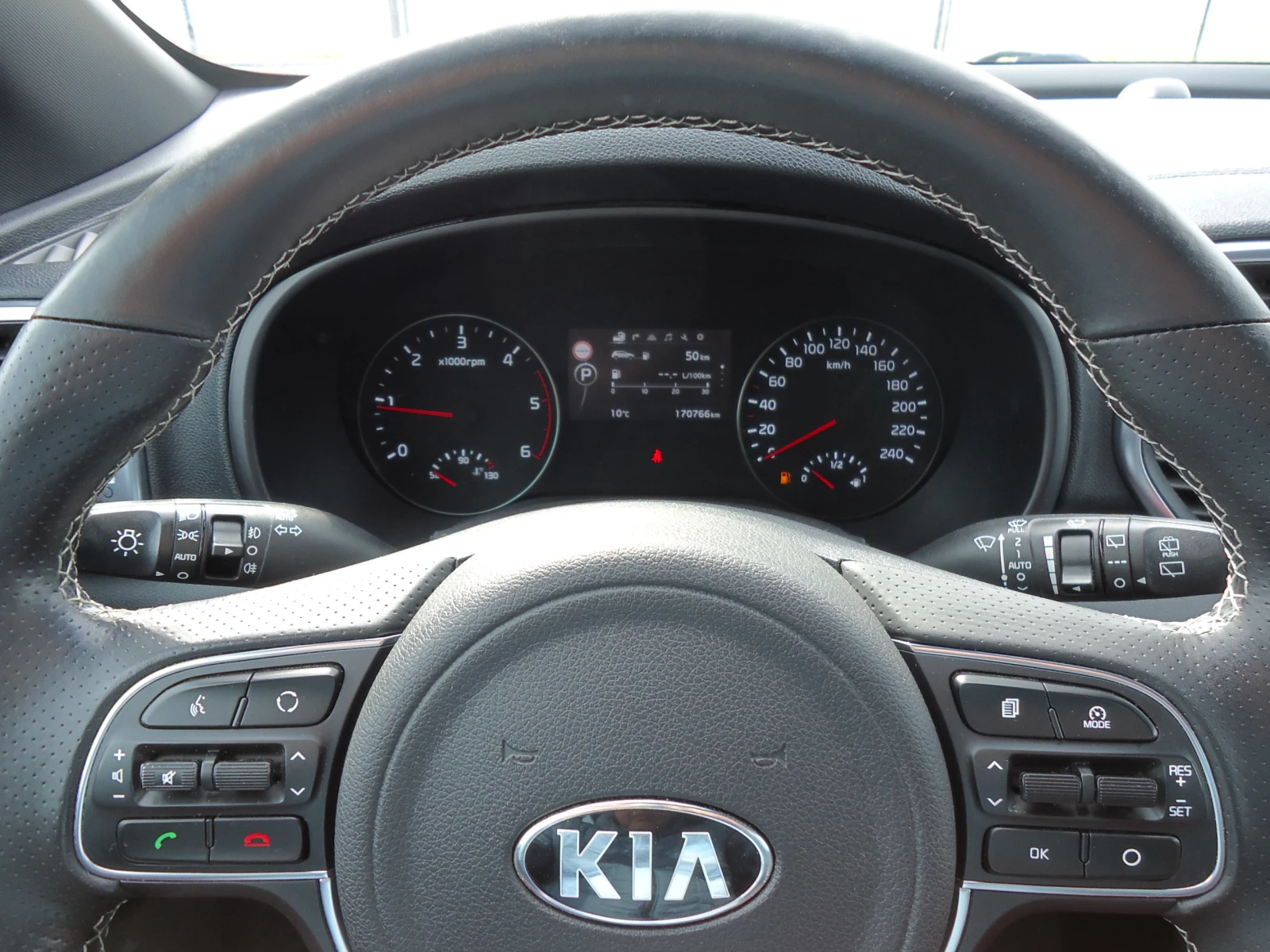 Kia Sportage GT Line 1.7 GRDI Автоматик, Камера, Навигация , снимка 14 - Автомобили и джипове - 53923359