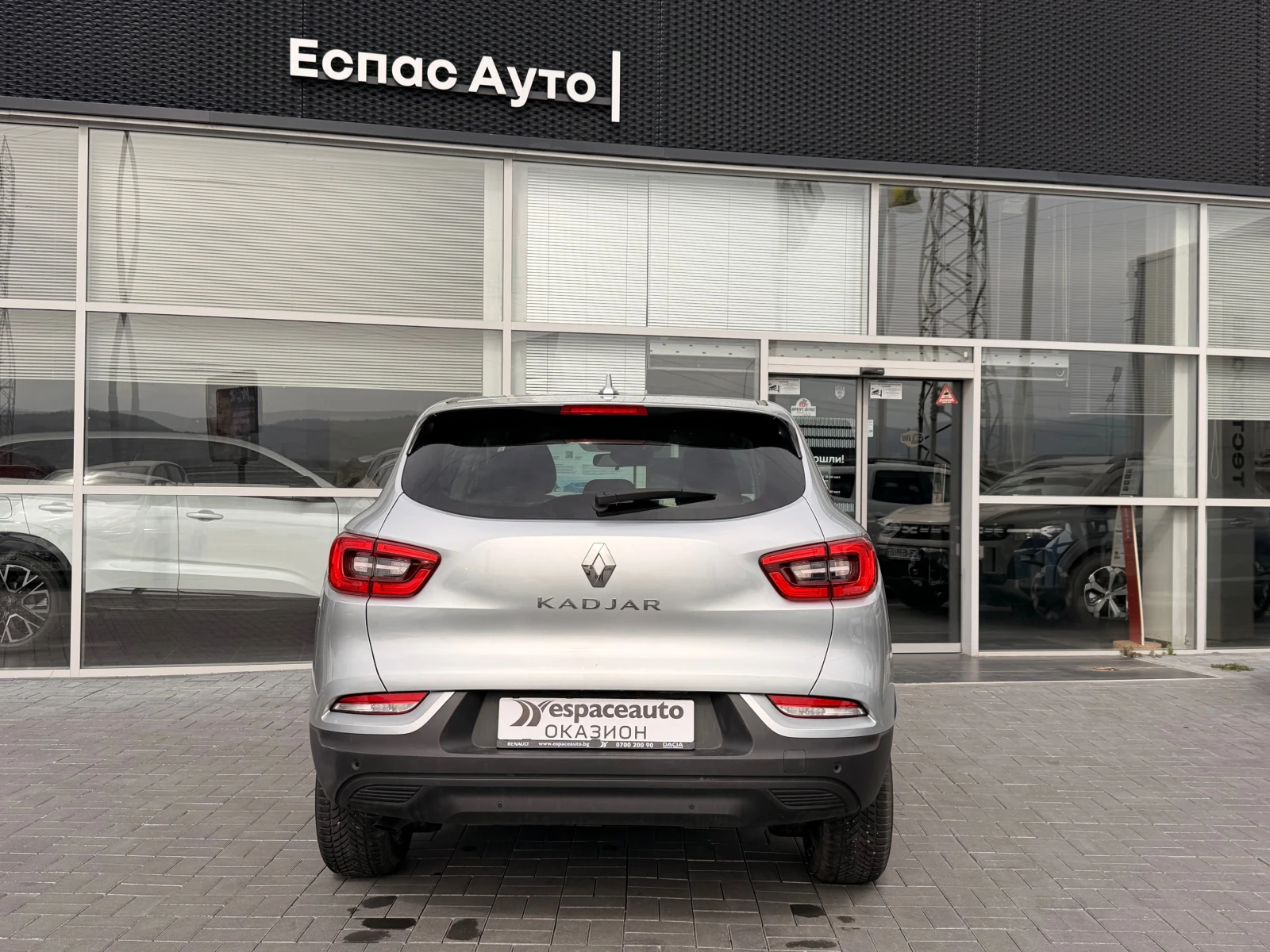 Renault Kadjar 1.3 TCe / 140 к.с. / аutomat / Zen, снимка 5 - Автомобили и джипове - 54229482