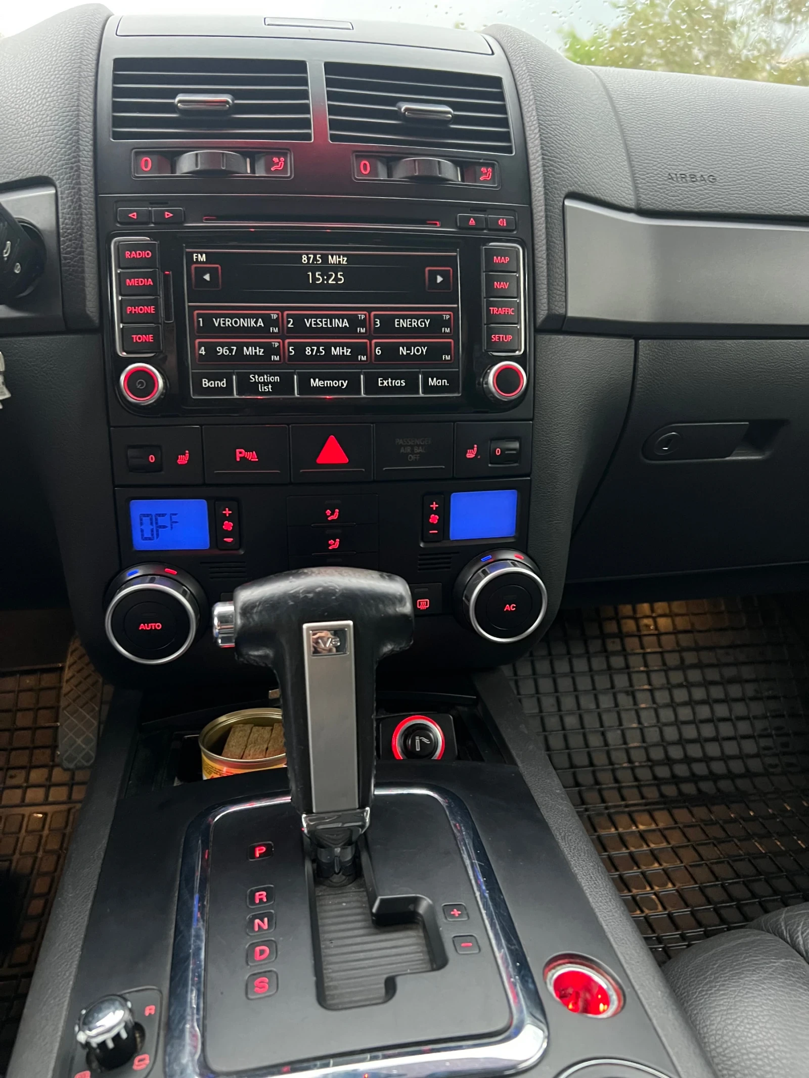 VW Touareg FACE LIFT, снимка 10 - Автомобили и джипове - 54528065