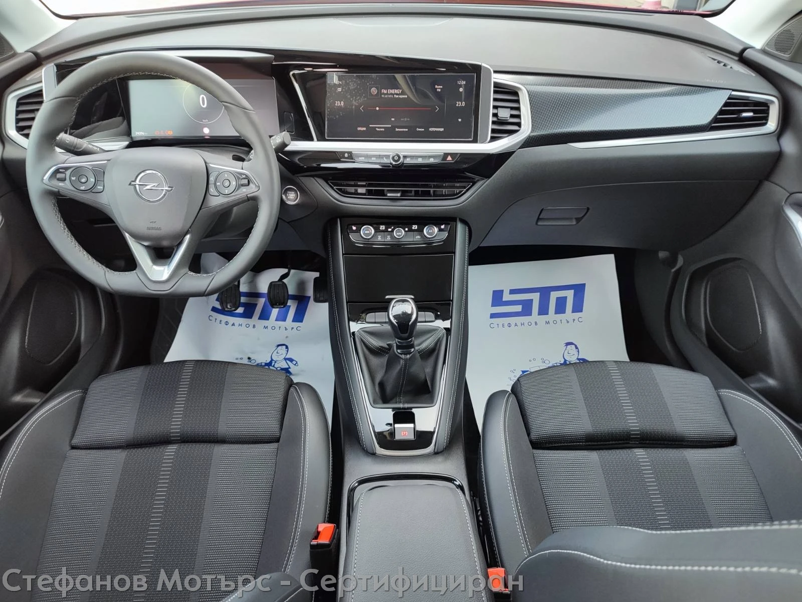 Opel Grandland X Business 1.2 Turbo (130hp) MT6, снимка 11 - Автомобили и джипове - 54560267