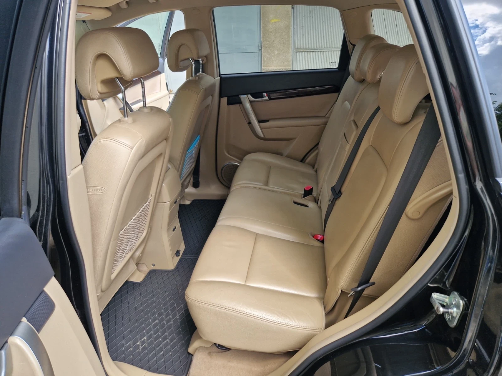 Chevrolet Captiva, снимка 12 - Автомобили и джипове - 54678148