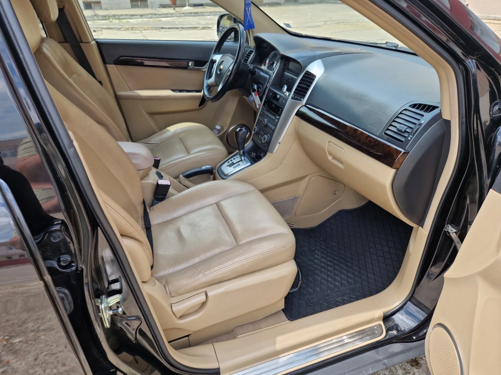 Chevrolet Captiva, снимка 14 - Автомобили и джипове - 54678148