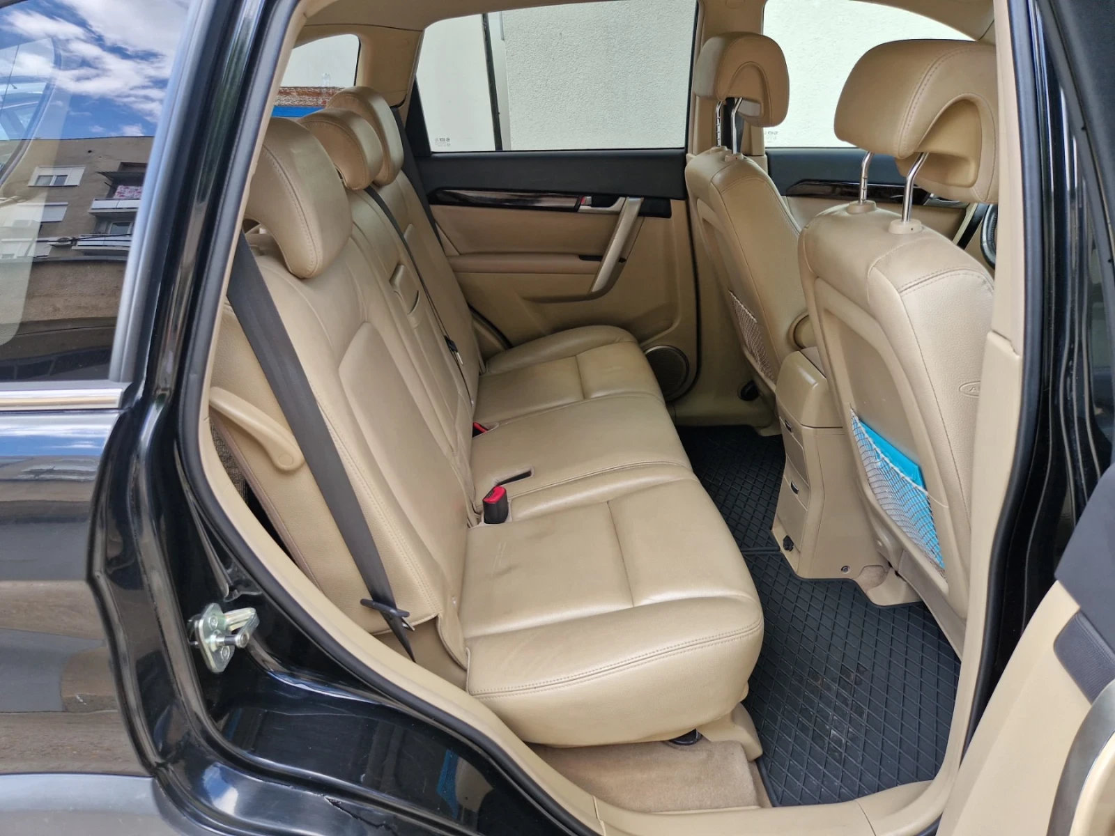 Chevrolet Captiva, снимка 13 - Автомобили и джипове - 54678148