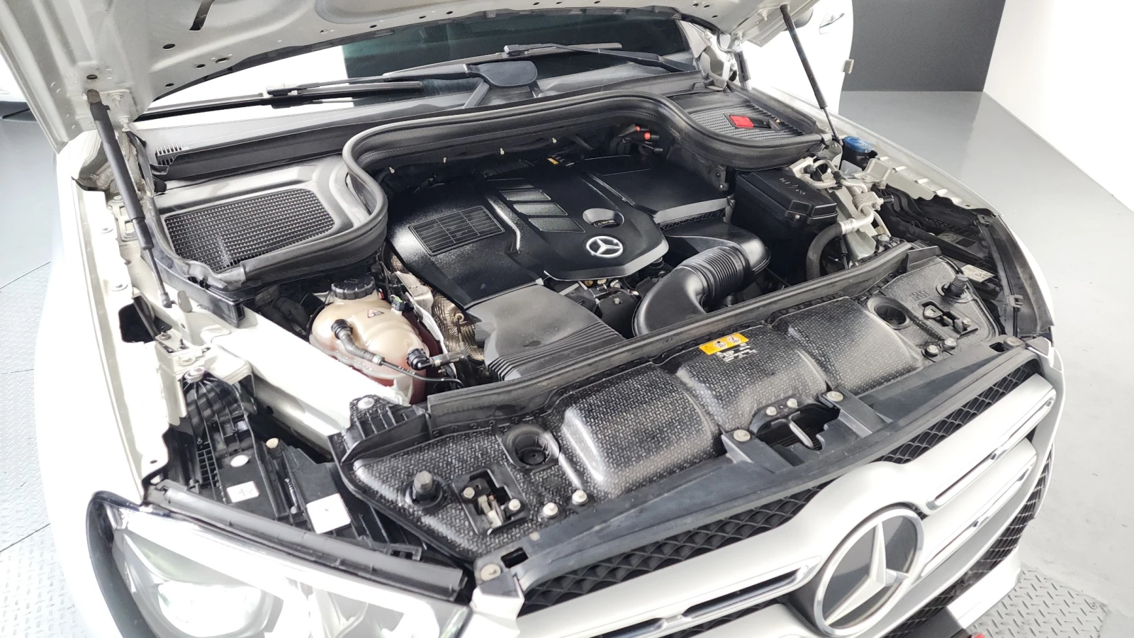Mercedes-Benz GLC 300, снимка 15 - Автомобили и джипове - 55465632
