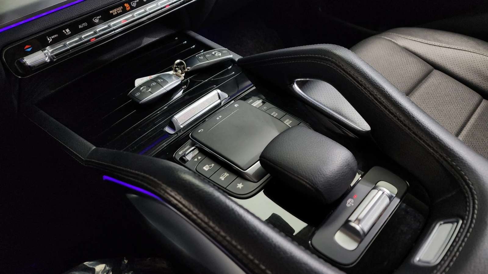 Mercedes-Benz GLC 300, снимка 8 - Автомобили и джипове - 55465632