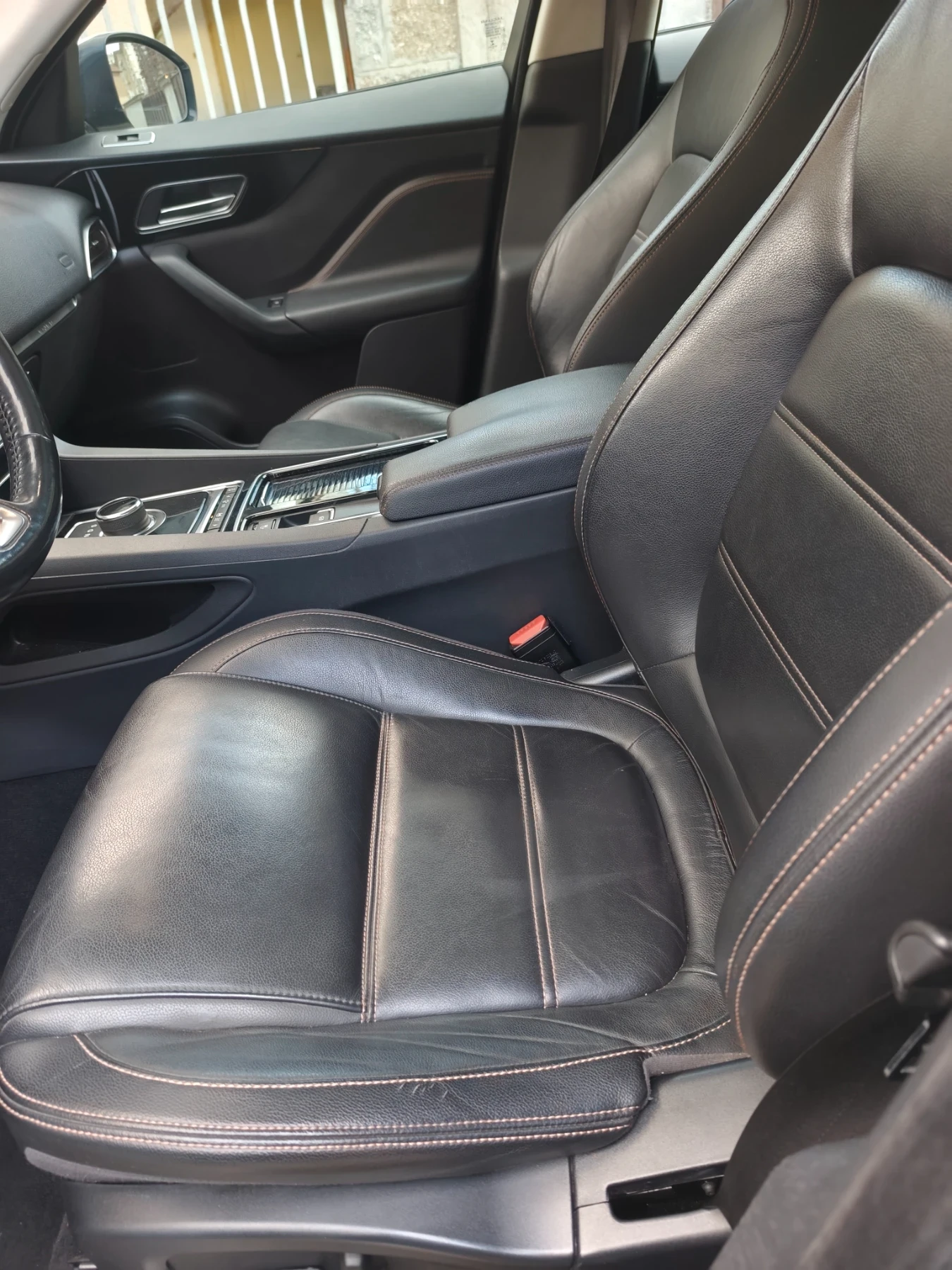 Jaguar F-PACE 2.5 D, снимка 8 - Автомобили и джипове - 55599390