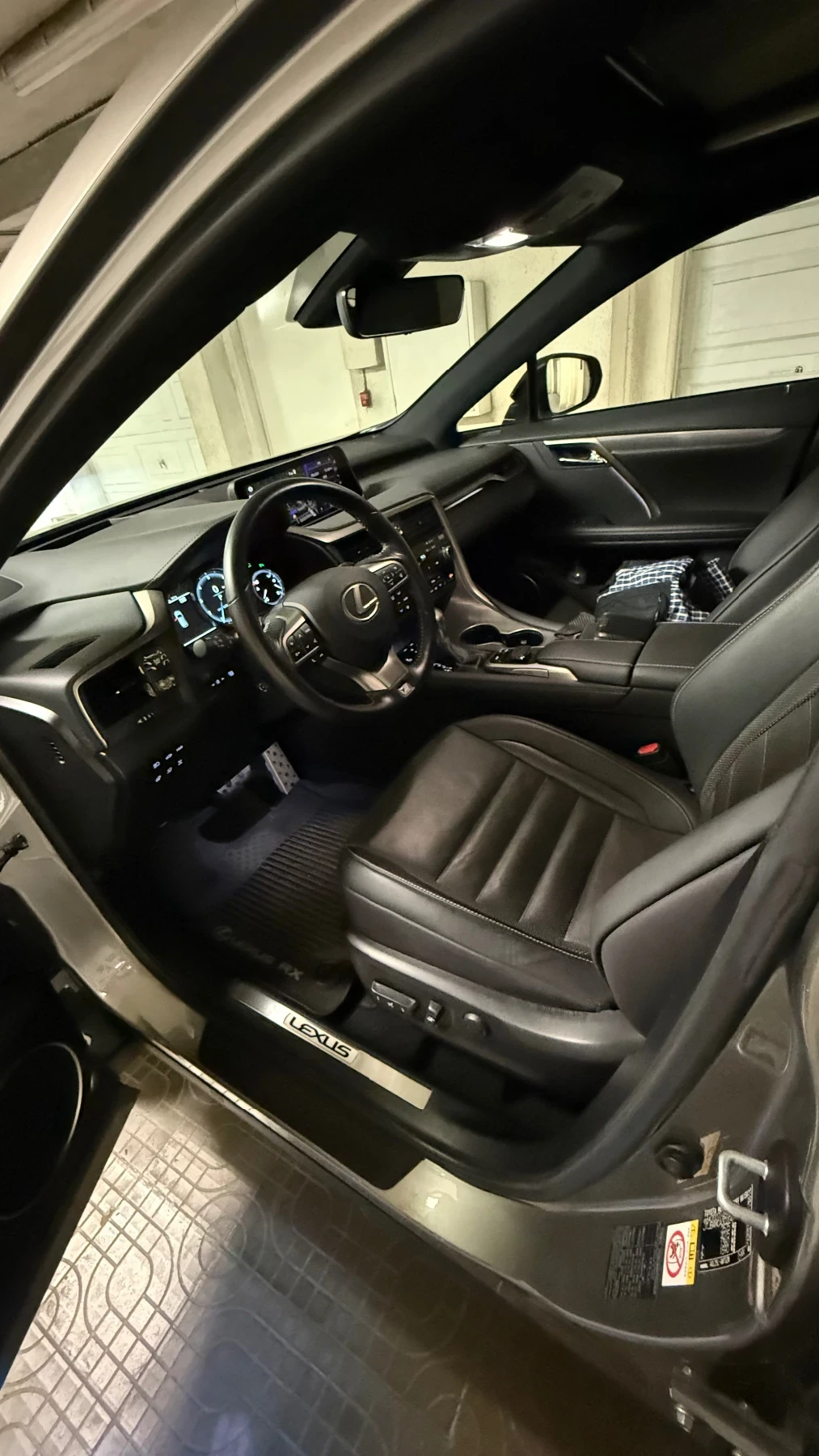 Lexus RX RX 300 F-sport, снимка 11 - Автомобили и джипове - 56238613