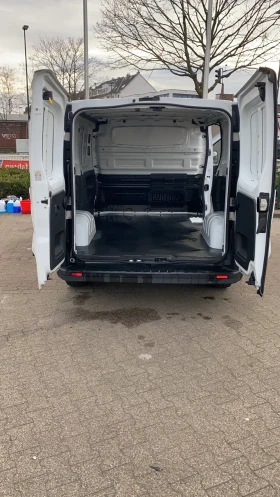 Opel Vivaro, снимка 10