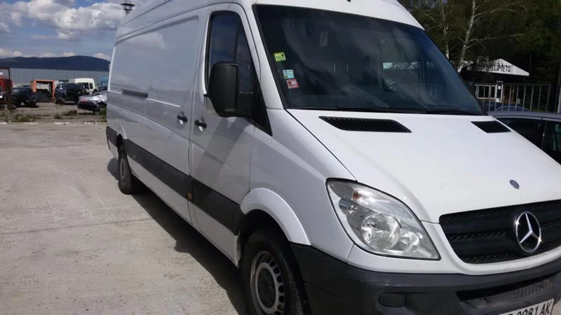 Mercedes-Benz Sprinter 313 НОВИ Двигатели за Мерцедес Спринтер !!!, снимка 1 - Бусове и автобуси - 47091218