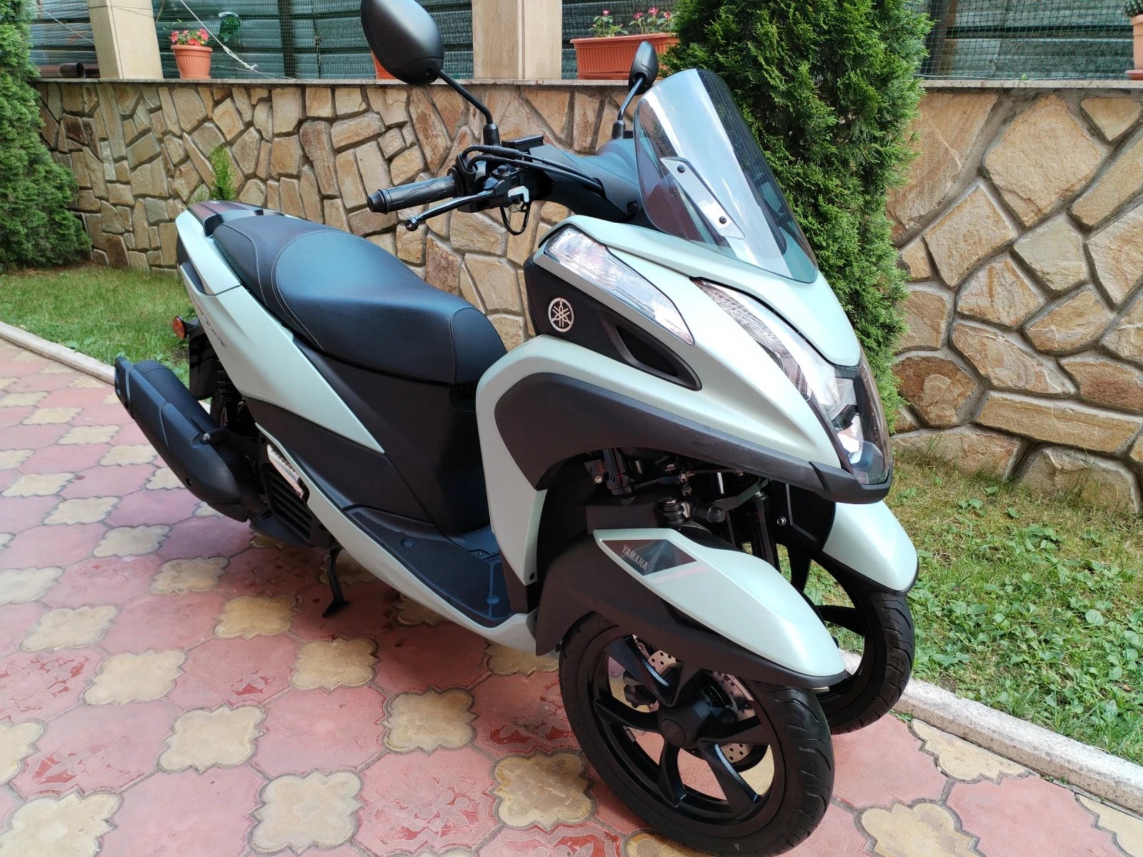 Yamaha Tricity 155 ABS START STOP 3800км 24г - изображение 4