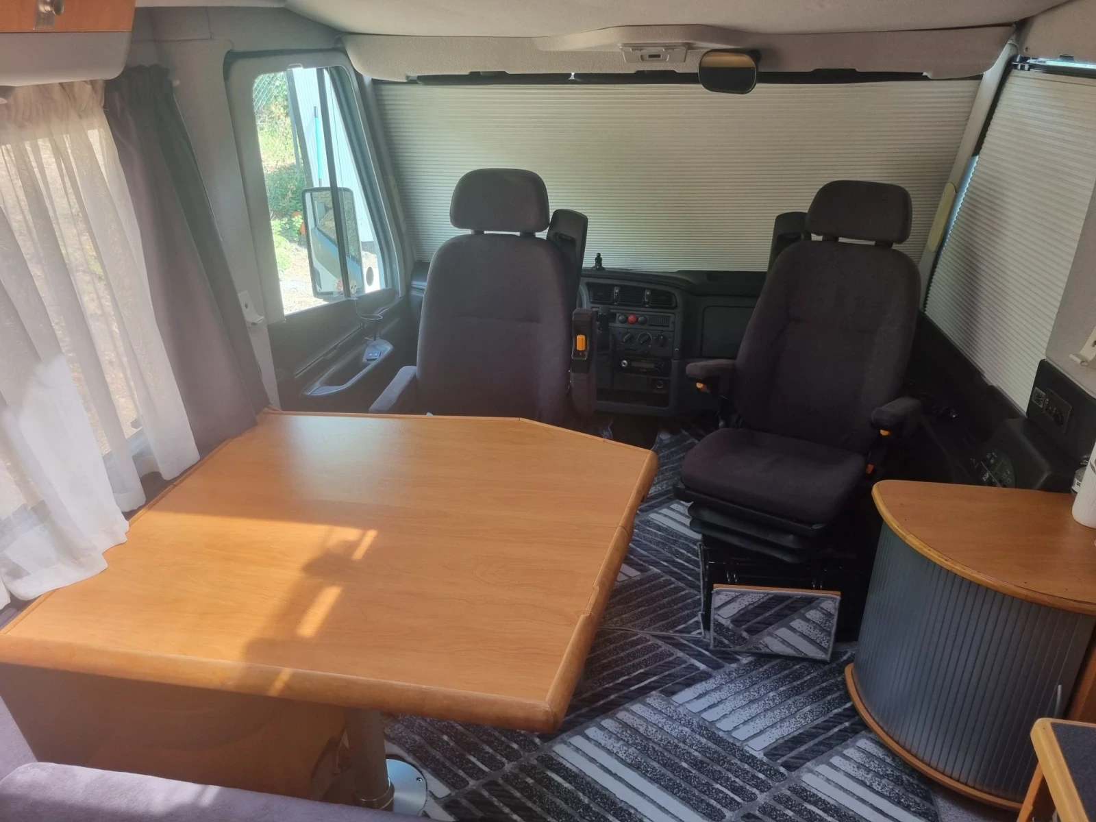 Кемпер Knaus Fiat Ducato Knaus Traveler, снимка 7 - Каравани и кемпери - 55806509