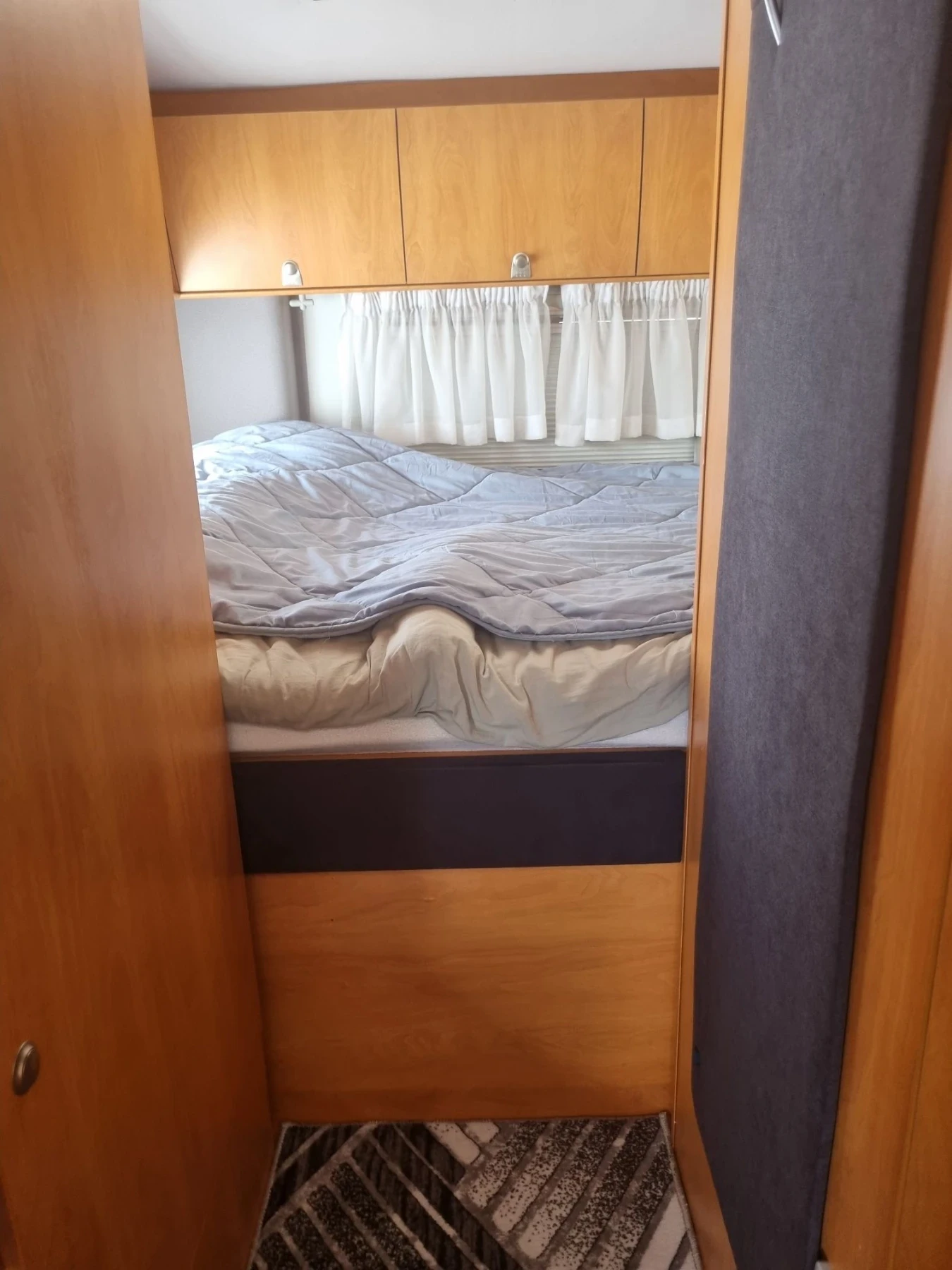 Кемпер Knaus Fiat Ducato Knaus Traveler, снимка 10 - Каравани и кемпери - 55806509