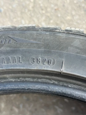 Гуми Зимни 245/40R18, снимка 7