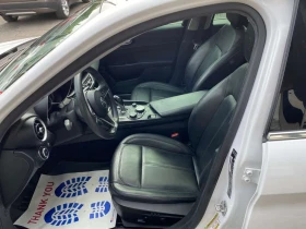 Alfa Romeo Giulia 4dr Sdn AWD /CARFAX/Подгрев/Панорама/, снимка 8