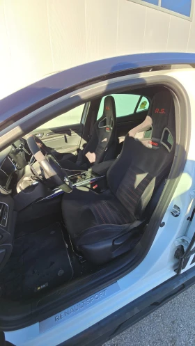 Renault Megane RS TROPHY, снимка 8