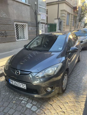  Mazda 2