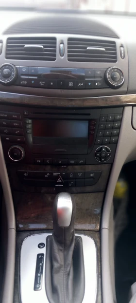 Mercedes-Benz E 320 W211 | Mobile.bg    7