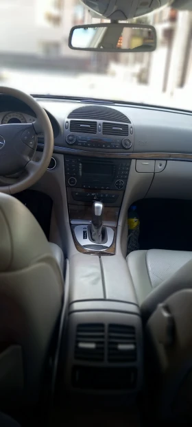 Mercedes-Benz E 320 W211 | Mobile.bg    10