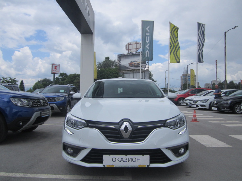 Renault Megane 1.5 dCi, снимка 2 - Автомобили и джипове - 41405821