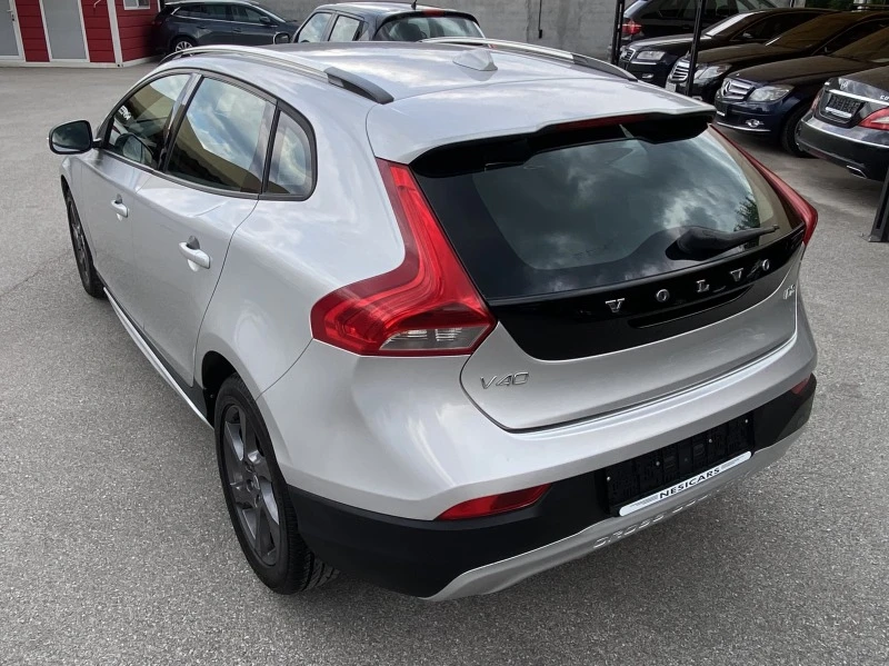 Volvo V40 Cross Country 1.6D D2 6ск. 100% РЕАЛНИ КИЛОМЕТРИ-ДОКАЗУЕМИ !!!! , снимка 6 - Автомобили и джипове - 46962632