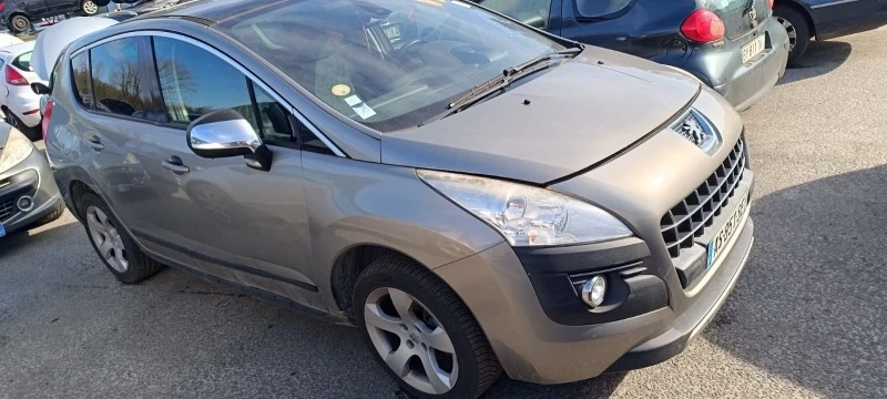 Peugeot 3008 1.6 HDi, снимка 2 - Автомобили и джипове - 45616586