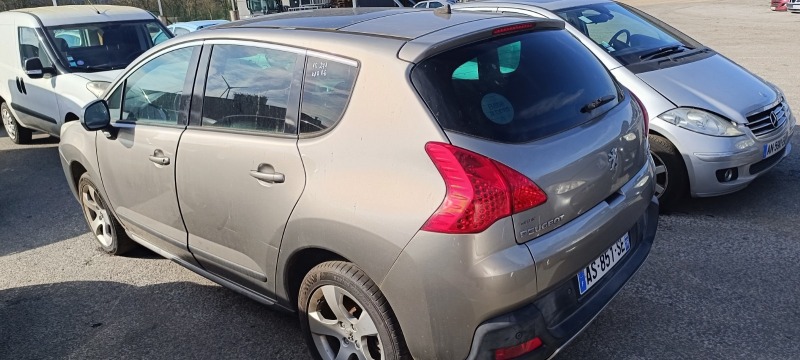 Peugeot 3008 1.6 HDi, снимка 3 - Автомобили и джипове - 45616586