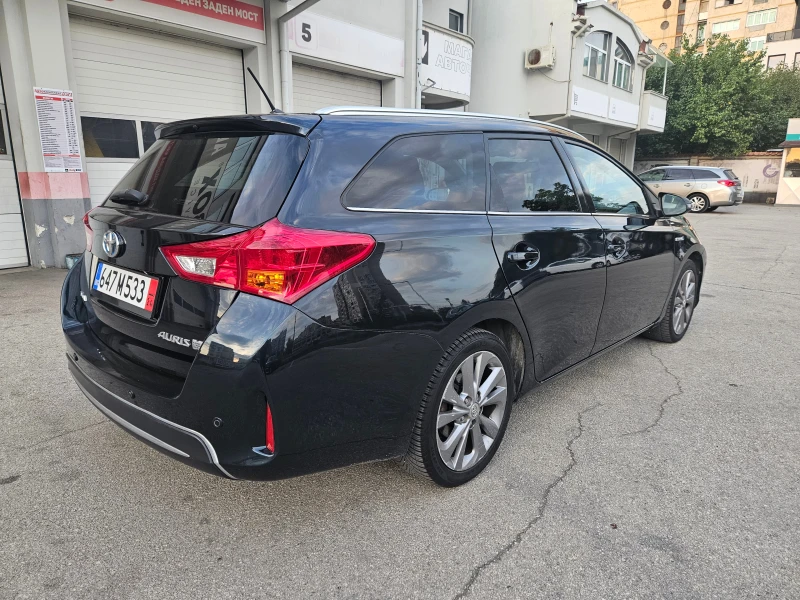 Toyota Auris 1.8 Hybrid/NAVI/Камера, снимка 5 - Автомобили и джипове - 47122536