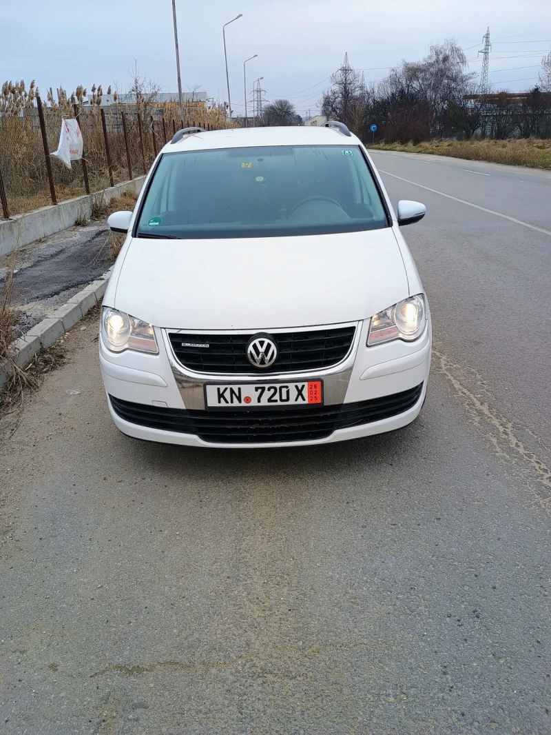 VW Touran, снимка 1 - Автомобили и джипове - 49071175