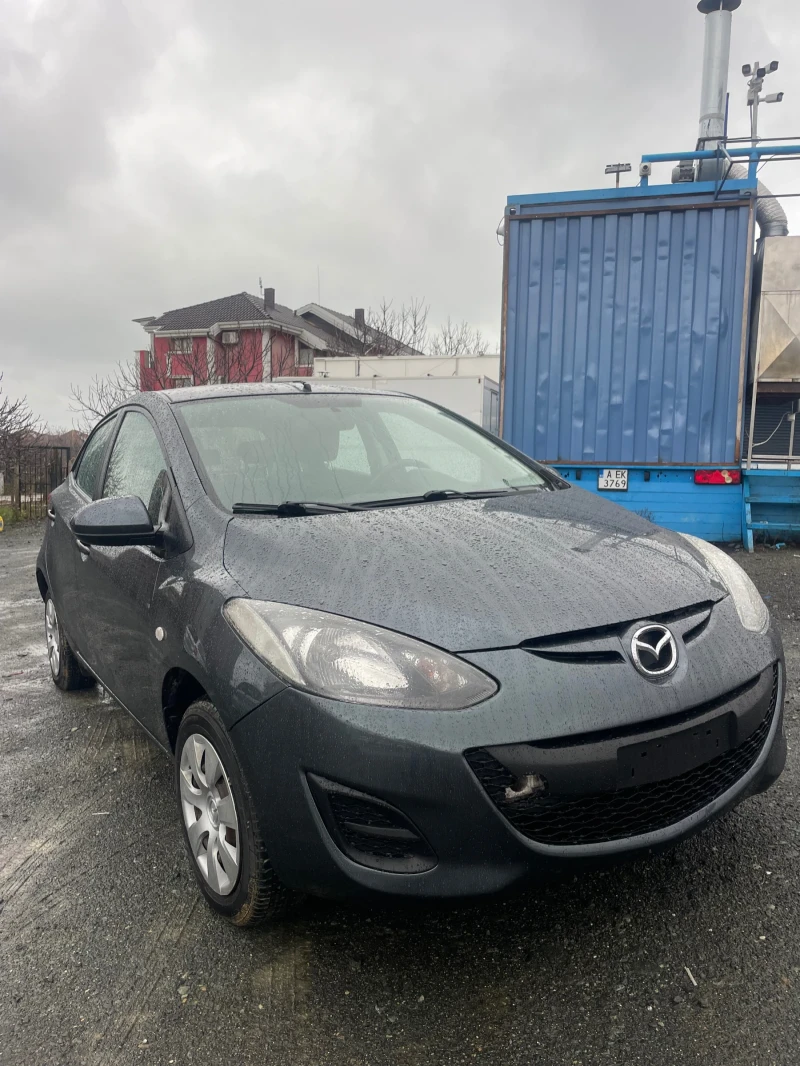 Mazda 2 1.3I, снимка 2 - Автомобили и джипове - 49176232