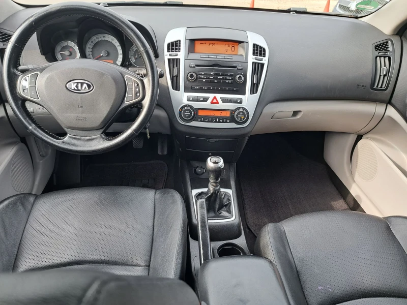 Kia Ceed, снимка 7 - Автомобили и джипове - 51140309