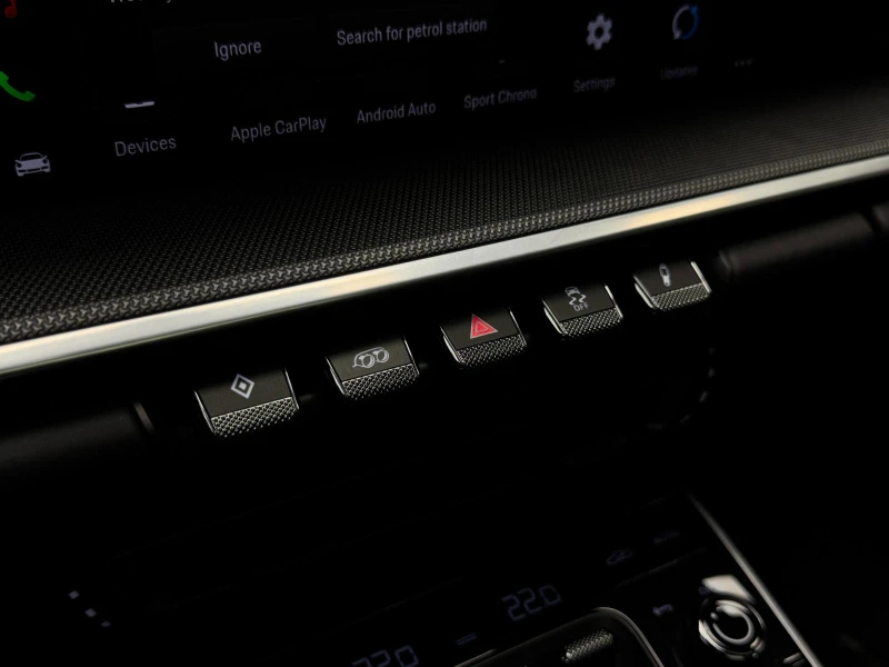 Porsche 911 Turbo Sport Chrono* Pano* Обдухване* BOSE, снимка 13 - Автомобили и джипове - 52527155