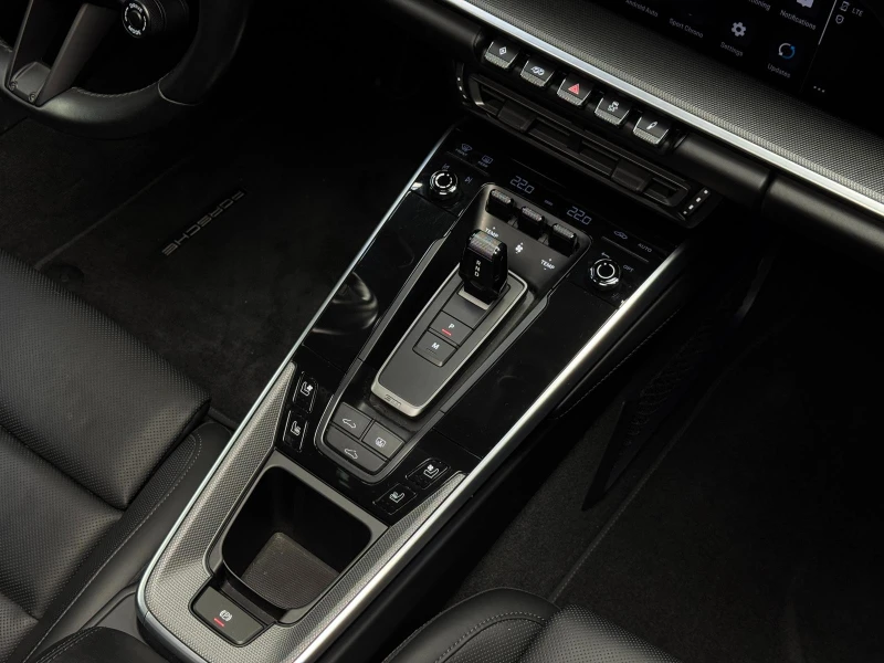 Porsche 911 Turbo Sport Chrono* Pano* Обдухване* BOSE, снимка 11 - Автомобили и джипове - 52527155