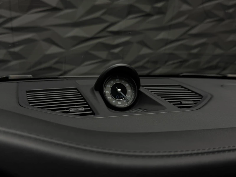 Porsche 911 Turbo Sport Chrono* Pano* Обдухване* BOSE, снимка 15 - Автомобили и джипове - 52527155