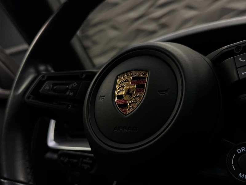 Porsche 911 Turbo Sport Chrono* Pano* Обдухване* BOSE, снимка 16 - Автомобили и джипове - 52527155