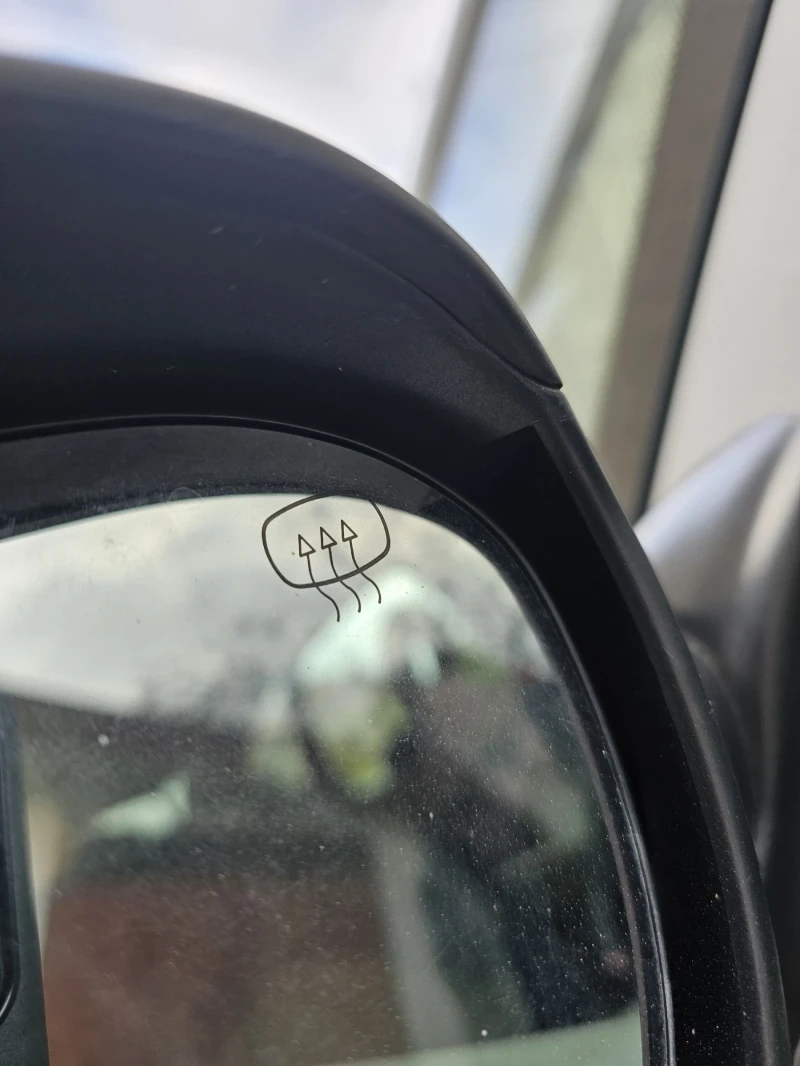 Citroen Xsara picasso 2.0 HDI, снимка 10 - Автомобили и джипове - 52705451