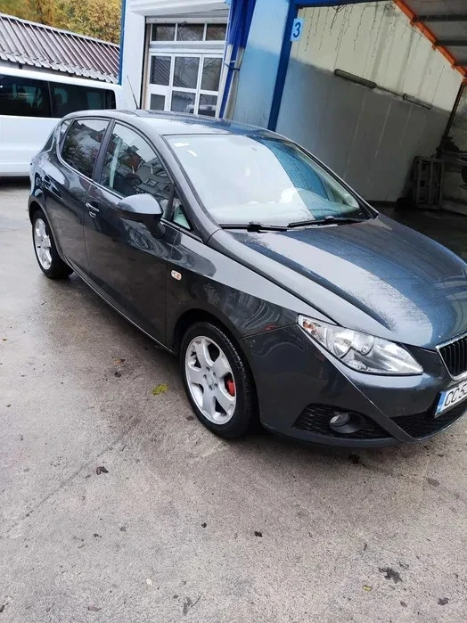 Seat Ibiza 1.6 6j, снимка 1 - Автомобили и джипове - 48560108