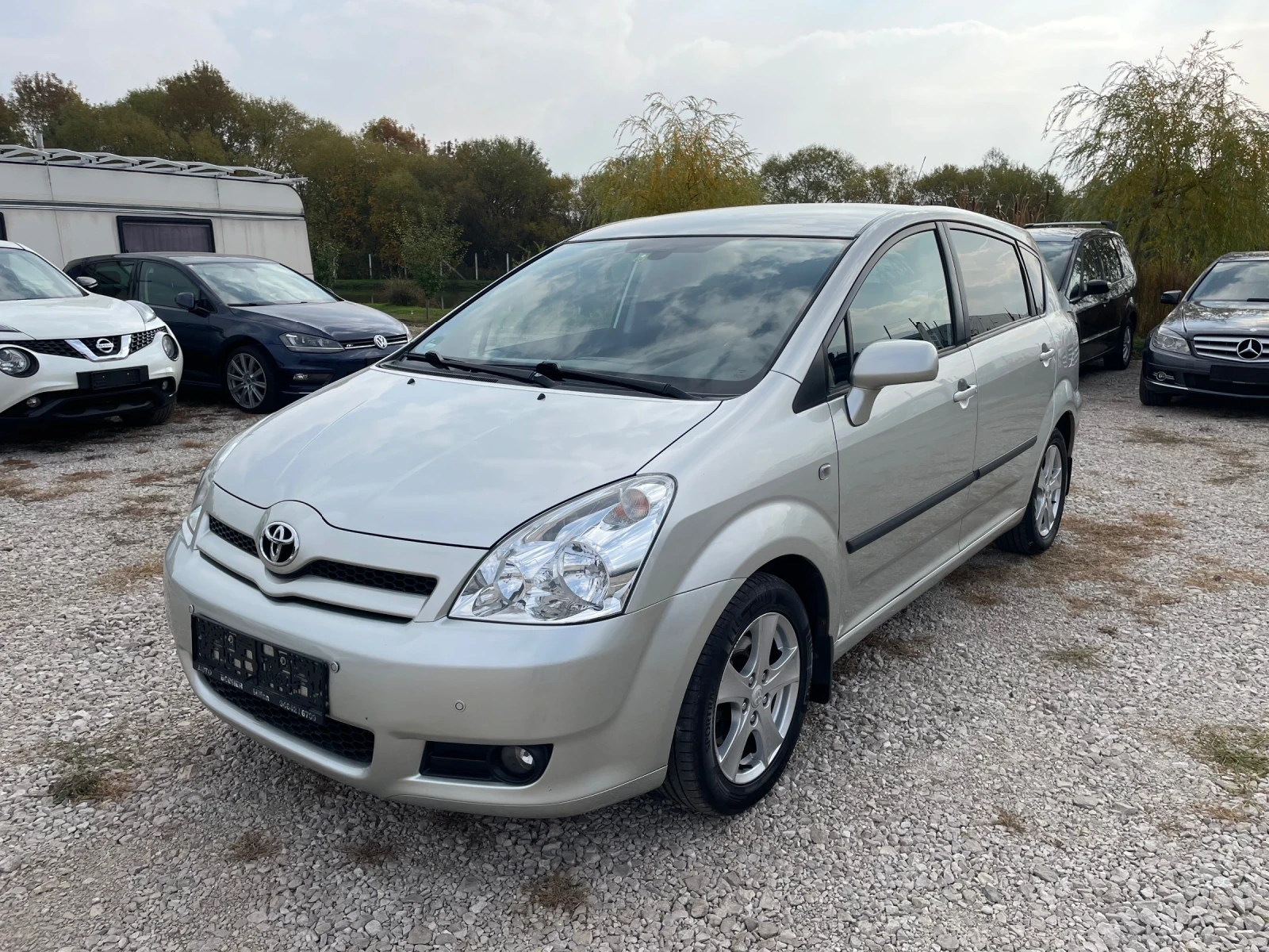 Toyota Corolla verso 1.6i , снимка 1