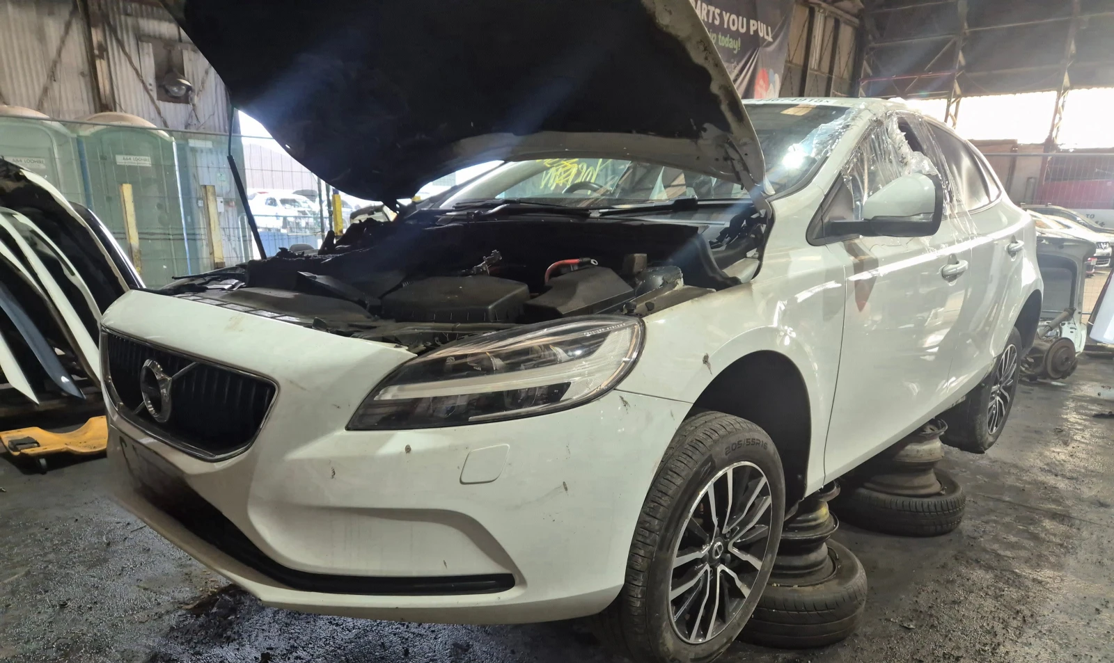 Volvo V40 1.6.2.0d части  | Mobile.bg — изображение 1